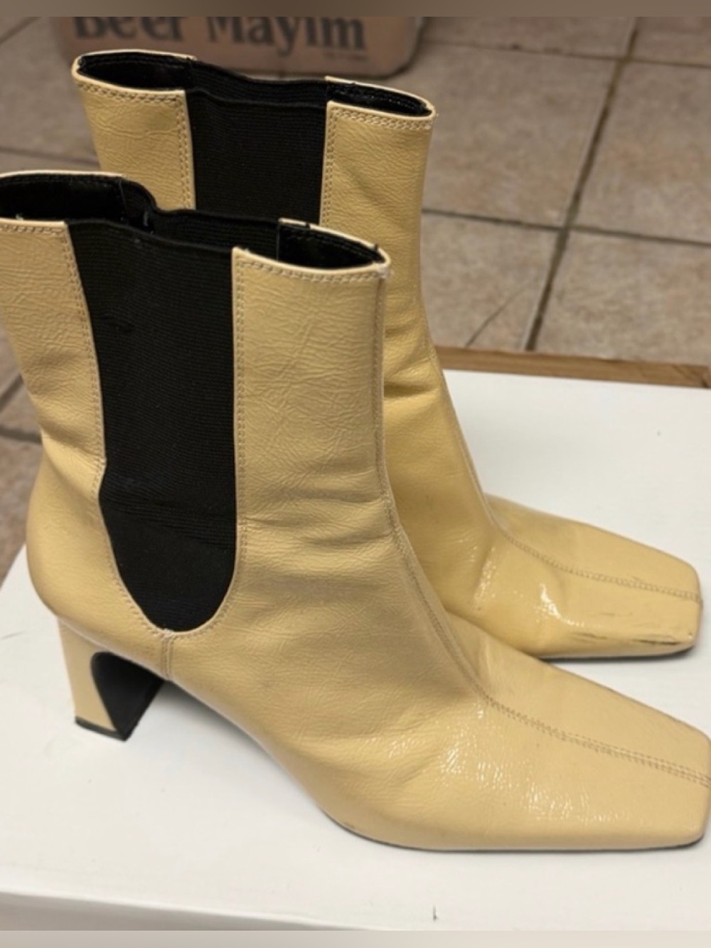 Zara’s Women's Cream Chelsea Block Heel Boot with Black Elastic and square toe